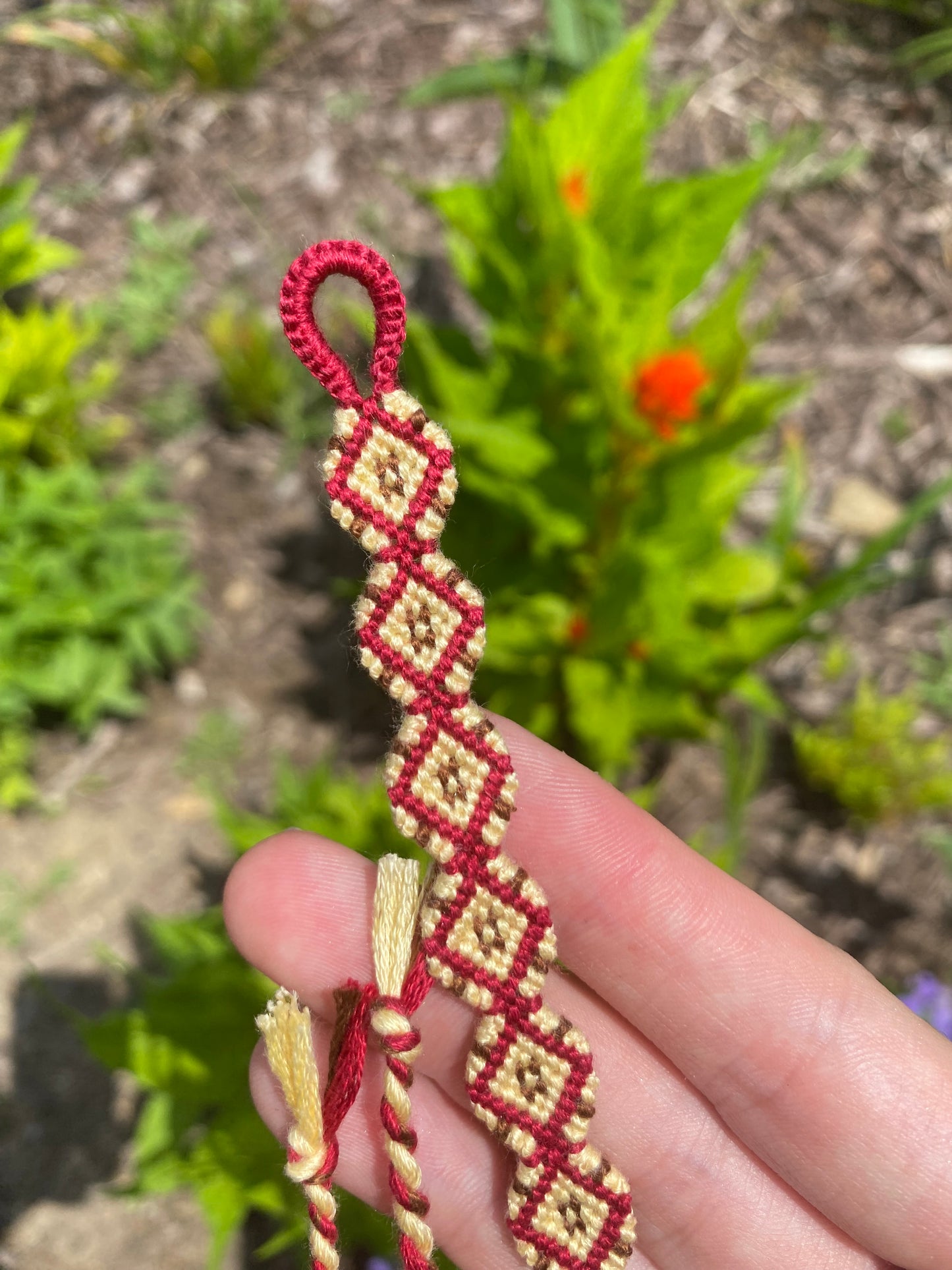 Apple Core/Slice Shaped Knotted Embroidery Floss Friendship Bracelet