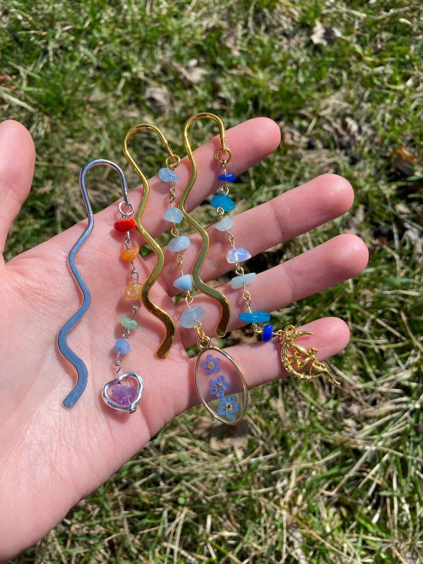 Forget Me Not Flower Bookmark in Gold
