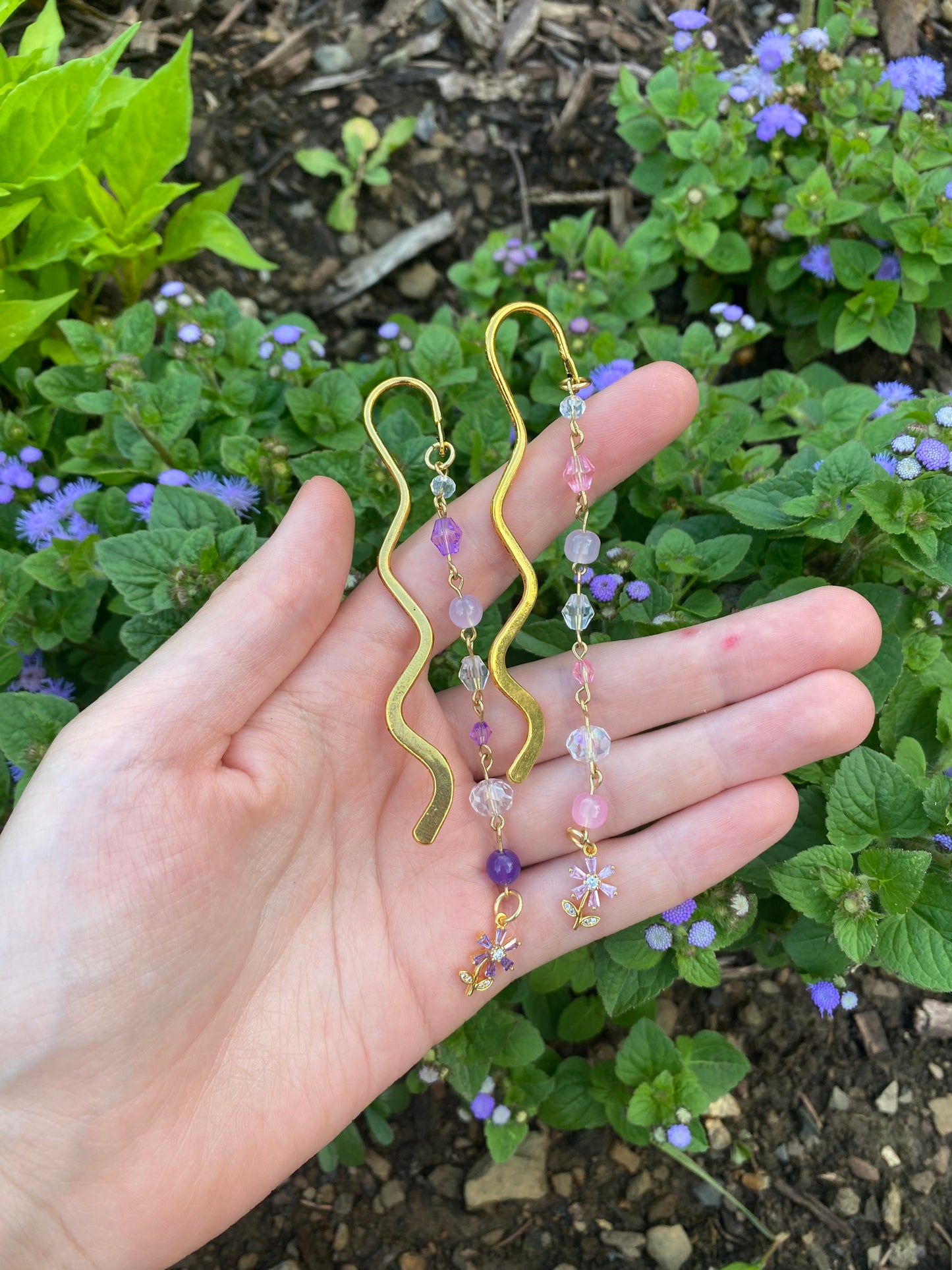 Gold Flower Beaded Wavy Bookmark in Pink or Purple